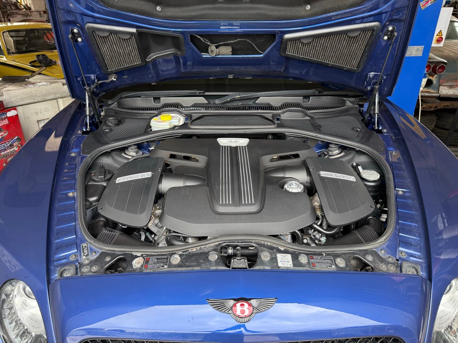 Bentley Onyx GTX 700 engine bay restored with dry ice blasting — covers, intake and bay clean